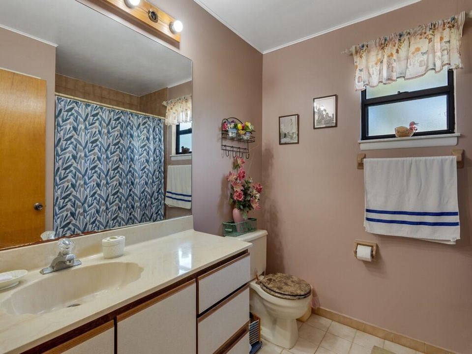 For Rent: $4,000 (3 beds, 2 baths, 1788 Square Feet)