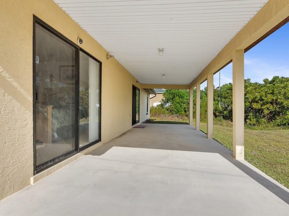 For Rent: $4,000 (3 beds, 2 baths, 1788 Square Feet)