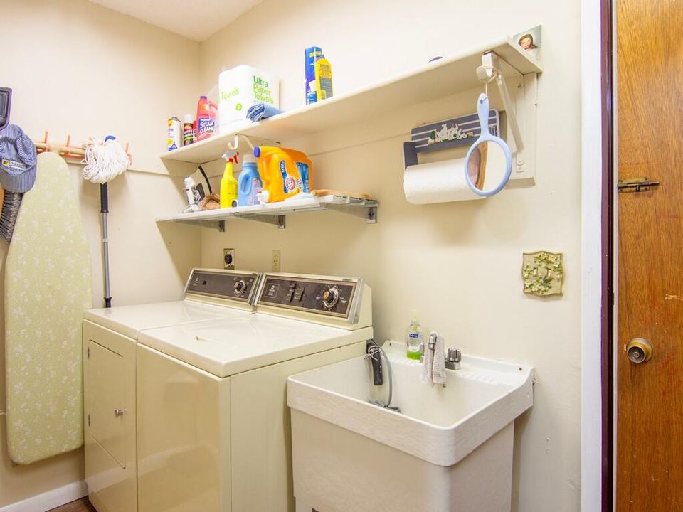 For Rent: $4,000 (3 beds, 2 baths, 1788 Square Feet)