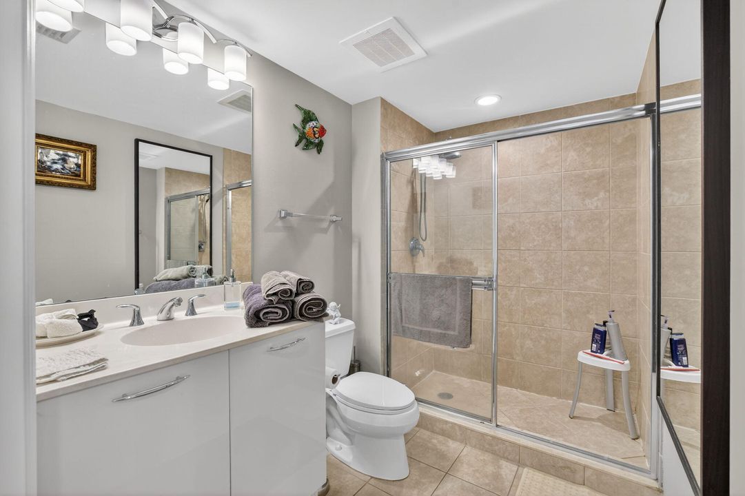 На продажу: $665,000 (2 спален, 2 ванн, 1297 Квадратных фут)