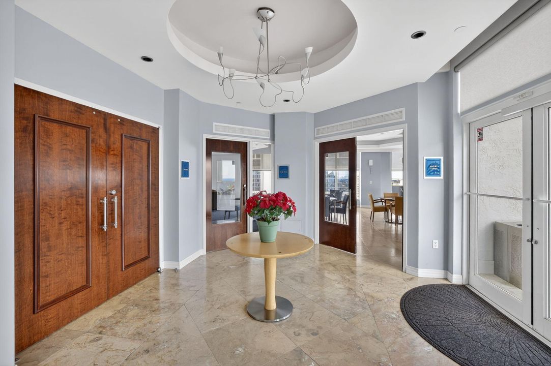 На продажу: $665,000 (2 спален, 2 ванн, 1297 Квадратных фут)