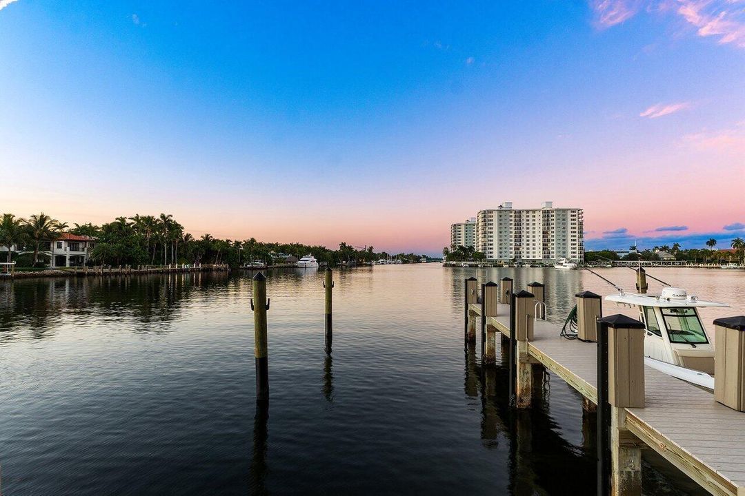 En Venta: $1,395,000 (2 camas, 2 baños, 1729 Pies cuadrados)