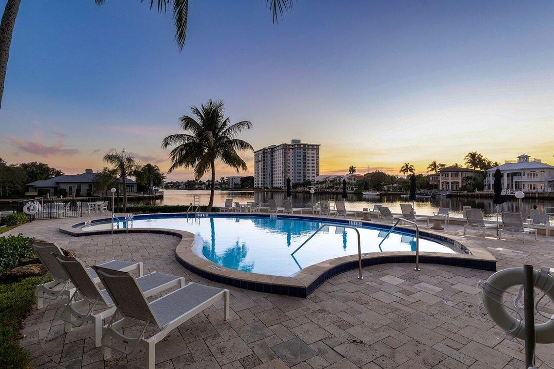 En Venta: $1,395,000 (2 camas, 2 baños, 1729 Pies cuadrados)