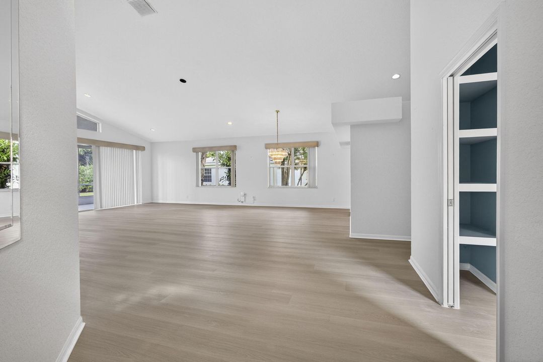 For Sale: $539,990 (3 beds, 2 baths, 2391 Square Feet)