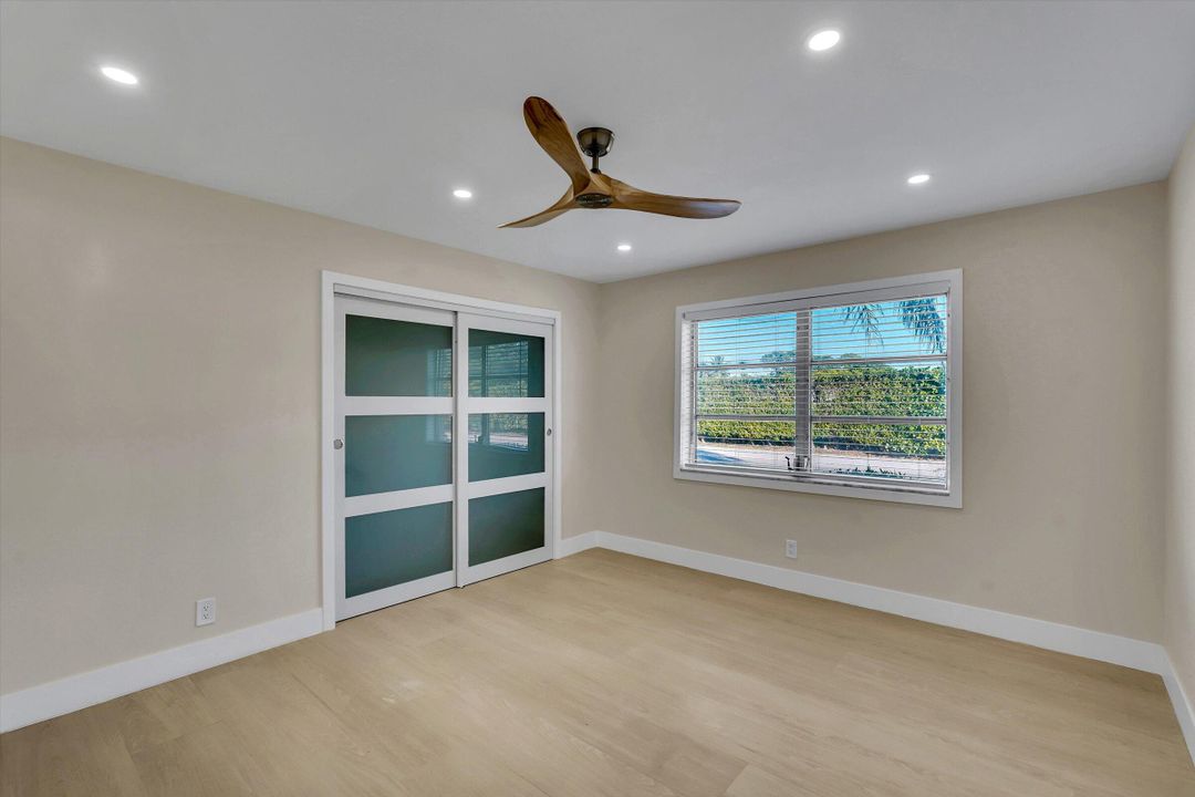 For Sale: $243,000 (2 beds, 2 baths, 1175 Square Feet)