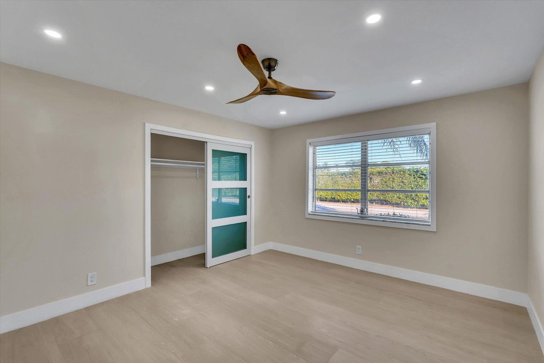 For Sale: $243,000 (2 beds, 2 baths, 1175 Square Feet)