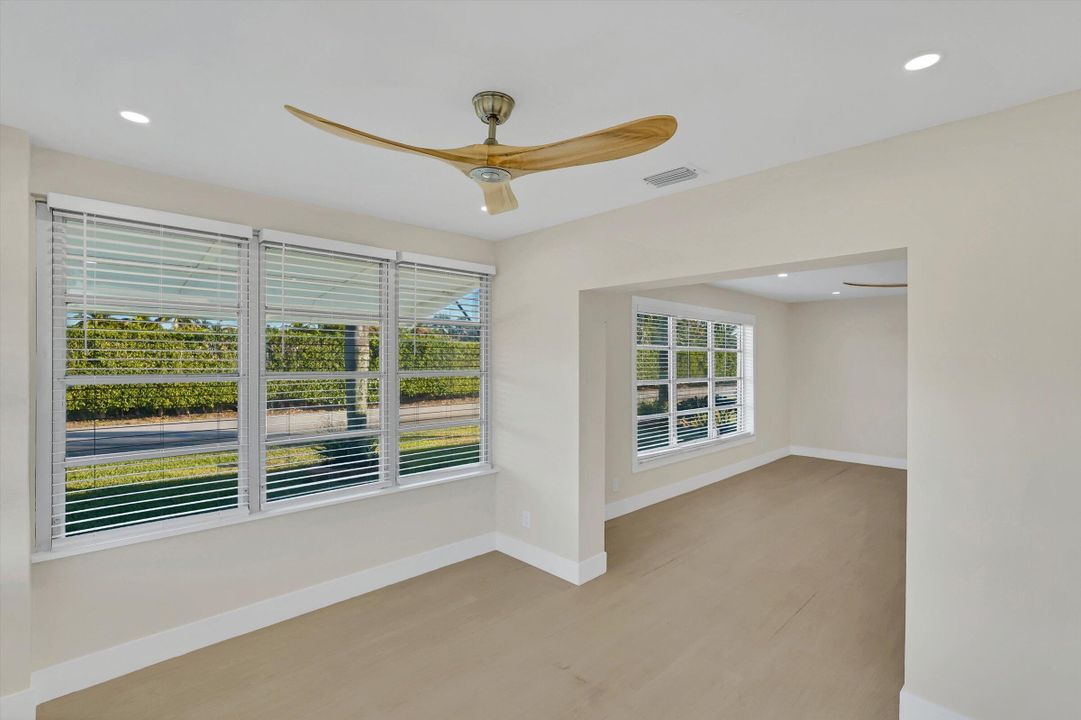 For Sale: $243,000 (2 beds, 2 baths, 1175 Square Feet)