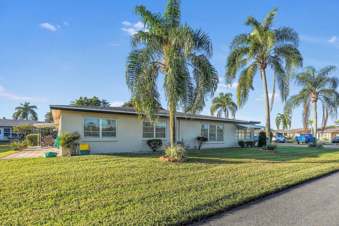 For Sale: $243,000 (2 beds, 2 baths, 1175 Square Feet)