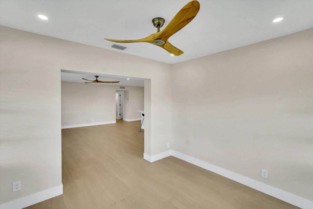 For Sale: $243,000 (2 beds, 2 baths, 1175 Square Feet)