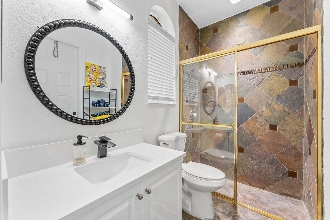 待售: $1,499,000 (5 贝兹, 4 浴室, 4003 平方英尺)