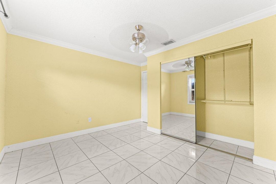 For Rent: $3,600 (4 beds, 2 baths, 2057 Square Feet)