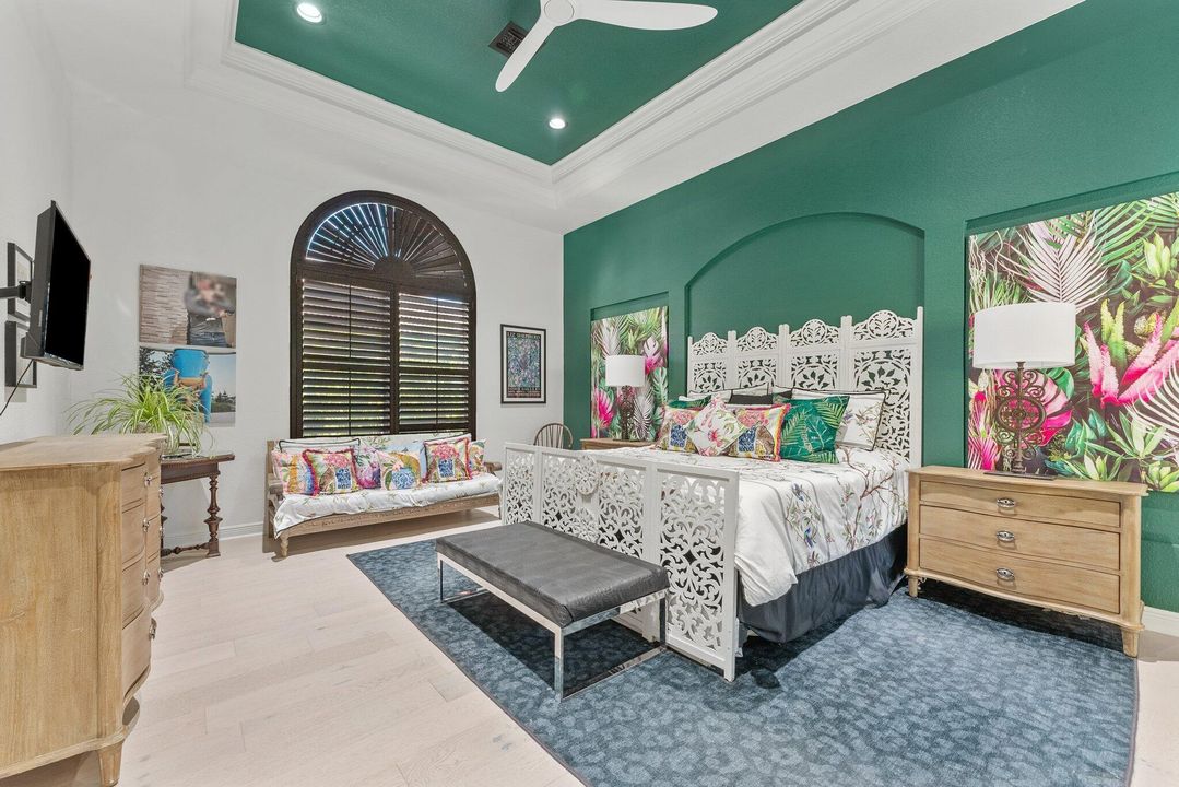 待售: $1,499,000 (5 贝兹, 4 浴室, 4003 平方英尺)