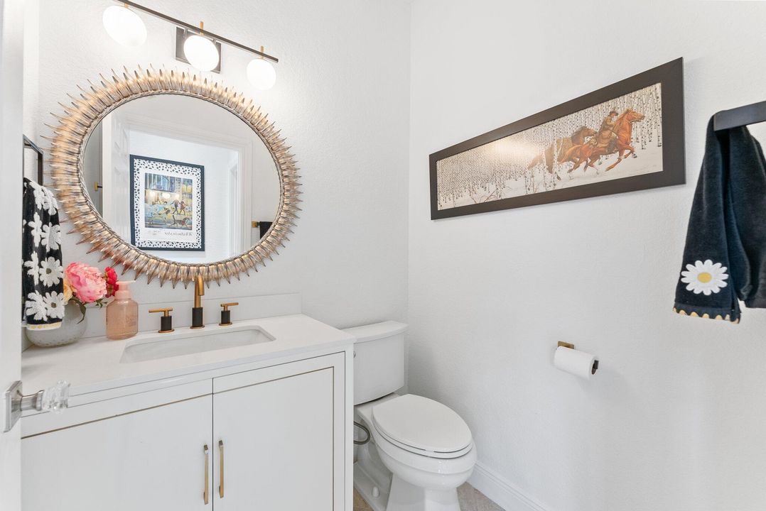 待售: $1,499,000 (5 贝兹, 4 浴室, 4003 平方英尺)