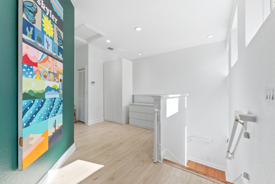 待售: $1,499,000 (5 贝兹, 4 浴室, 4003 平方英尺)