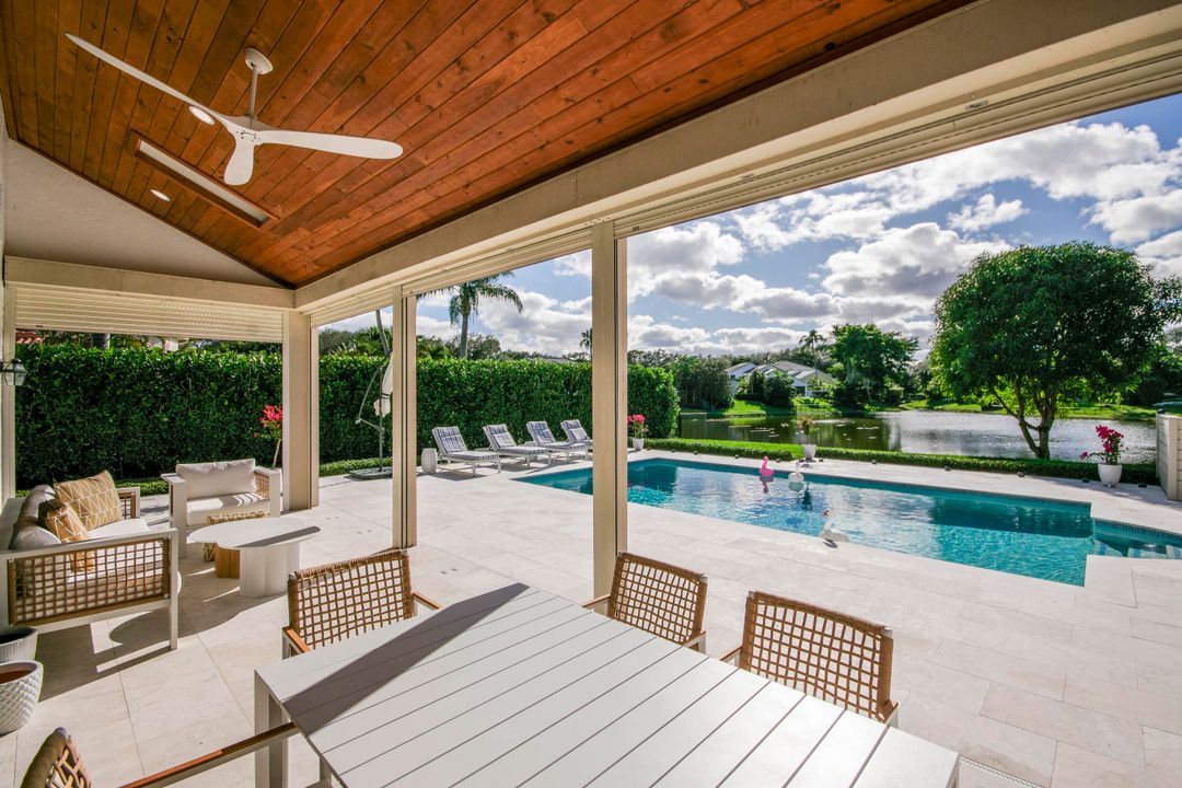 En Venta: $2,100,000 (3 camas, 3 baños, 2636 Pies cuadrados)