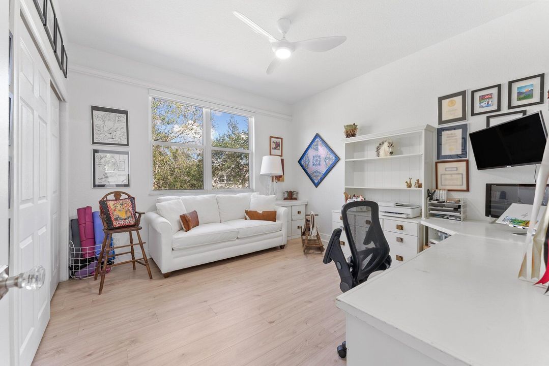 待售: $1,499,000 (5 贝兹, 4 浴室, 4003 平方英尺)