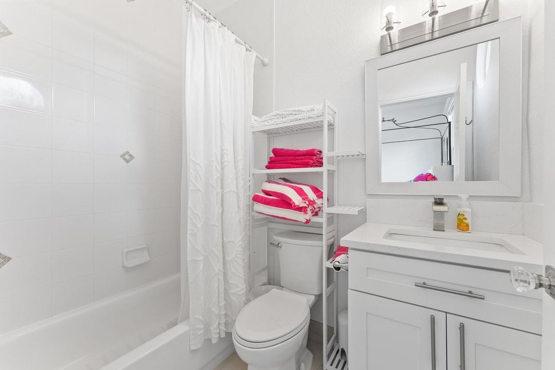 待售: $1,499,000 (5 贝兹, 4 浴室, 4003 平方英尺)