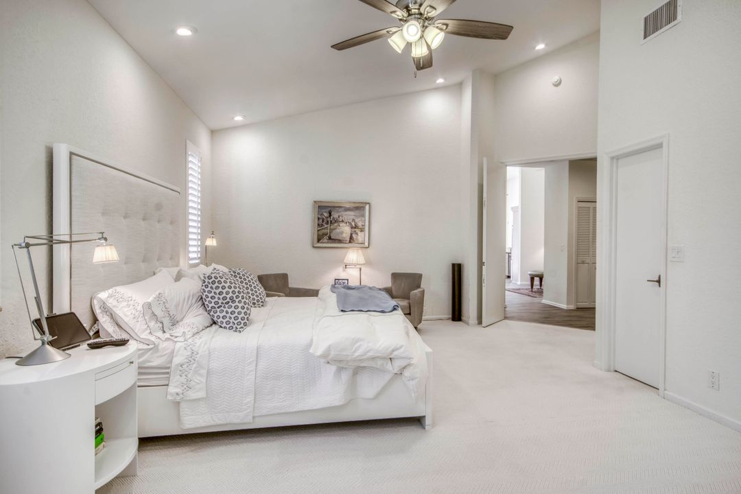 En Venta: $2,100,000 (3 camas, 3 baños, 2636 Pies cuadrados)