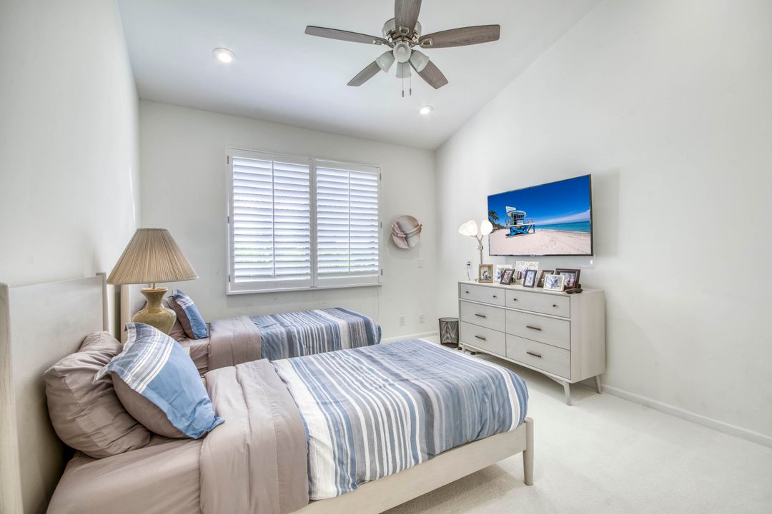 En Venta: $2,100,000 (3 camas, 3 baños, 2636 Pies cuadrados)