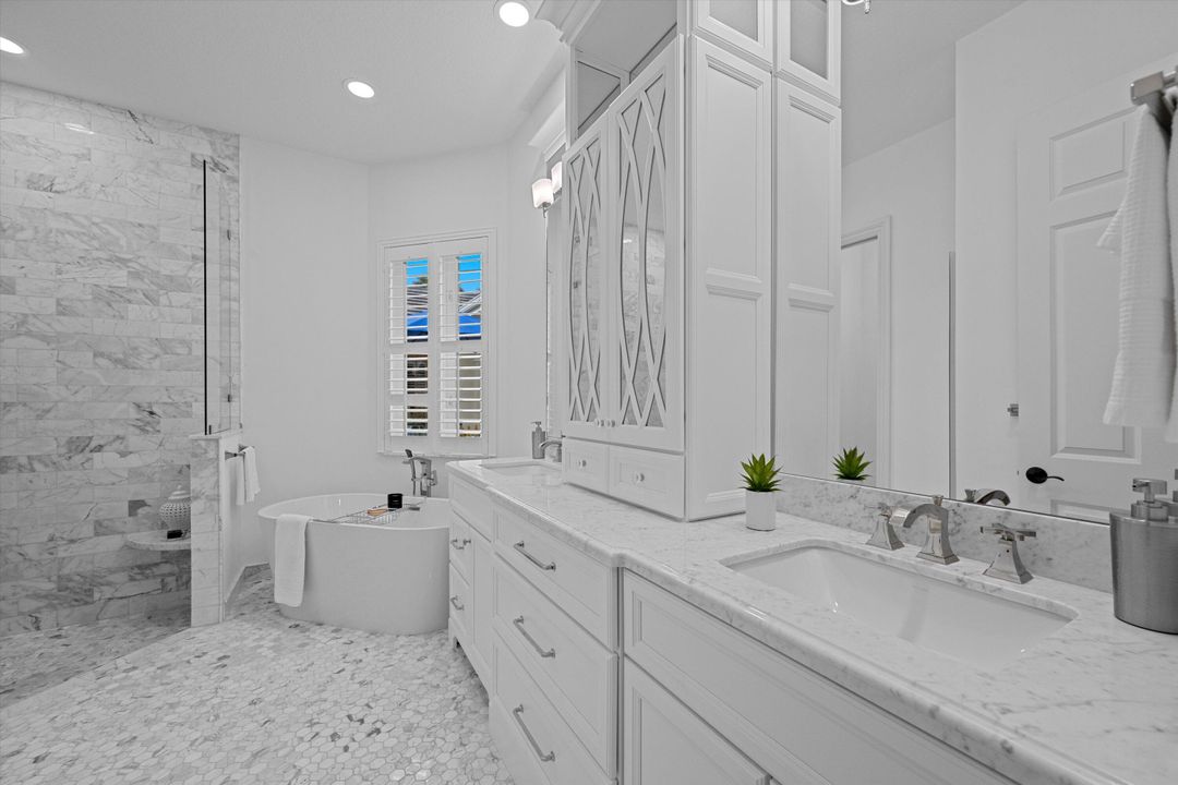 En Venta: $2,275,000 (3 camas, 3 baños, 2531 Pies cuadrados)