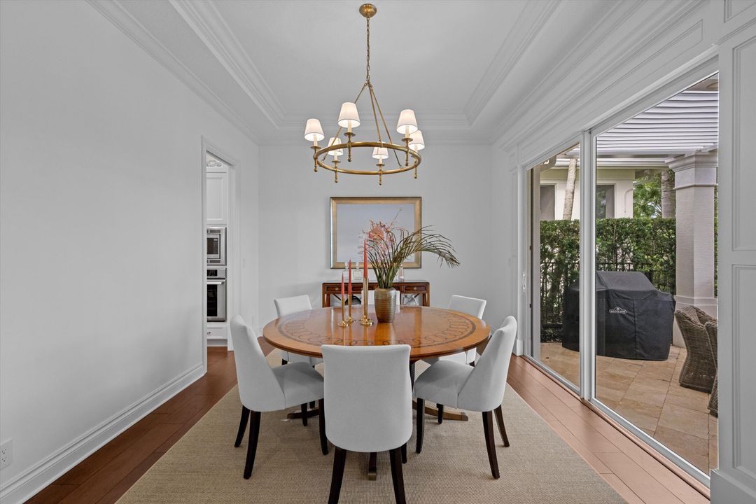 En Venta: $2,275,000 (3 camas, 3 baños, 2531 Pies cuadrados)