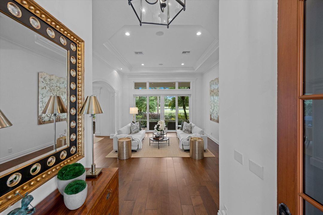 En Venta: $2,275,000 (3 camas, 3 baños, 2531 Pies cuadrados)