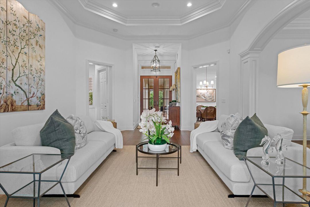 En Venta: $2,275,000 (3 camas, 3 baños, 2531 Pies cuadrados)