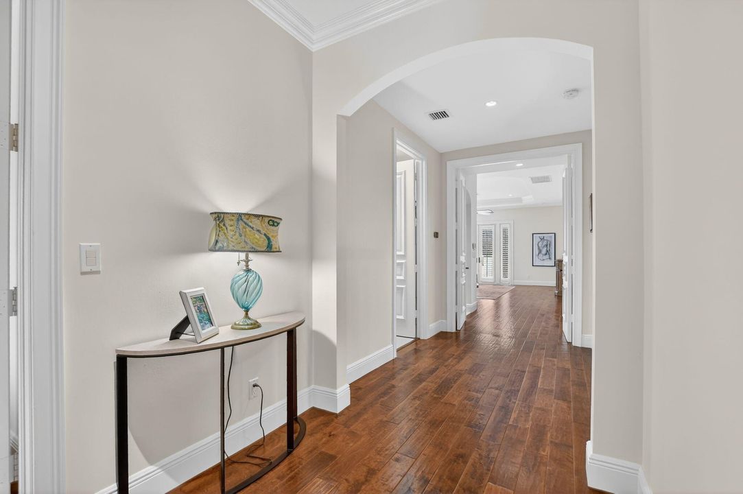 En Venta: $3,950,000 (4 camas, 4 baños, 4059 Pies cuadrados)