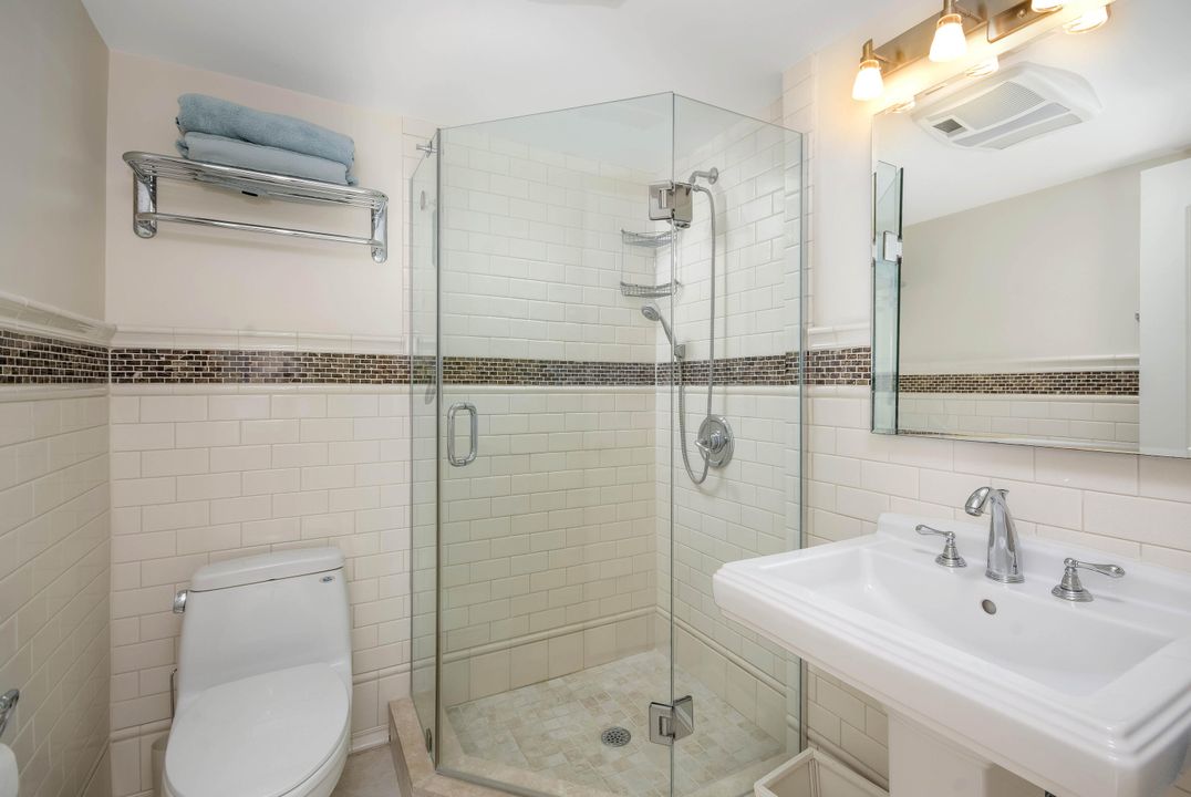 For Sale: $1,300,000 (3 beds, 2 baths, 1677 Square Feet)