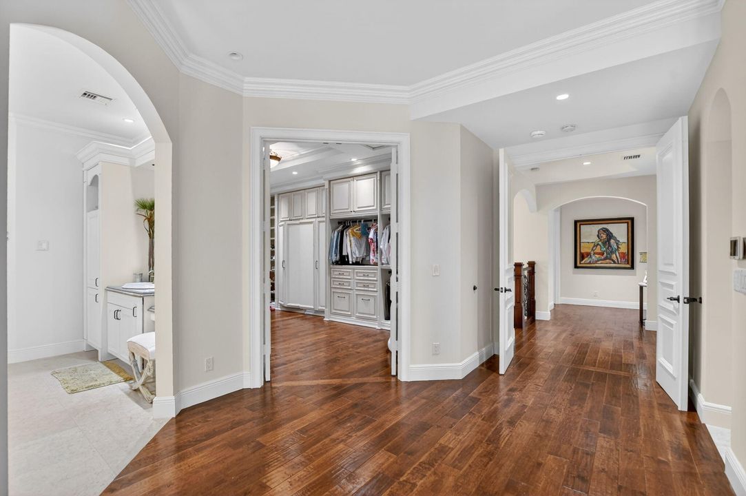 En Venta: $3,950,000 (4 camas, 4 baños, 4059 Pies cuadrados)