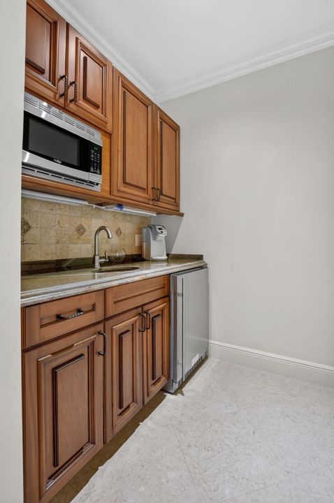 En Venta: $3,950,000 (4 camas, 4 baños, 4059 Pies cuadrados)