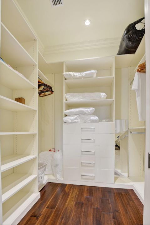 En Venta: $3,950,000 (4 camas, 4 baños, 4059 Pies cuadrados)