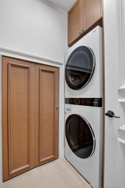 En Venta: $3,950,000 (4 camas, 4 baños, 4059 Pies cuadrados)