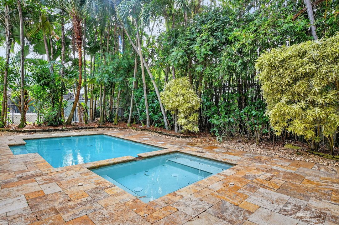 En Venta: $3,950,000 (4 camas, 4 baños, 4059 Pies cuadrados)