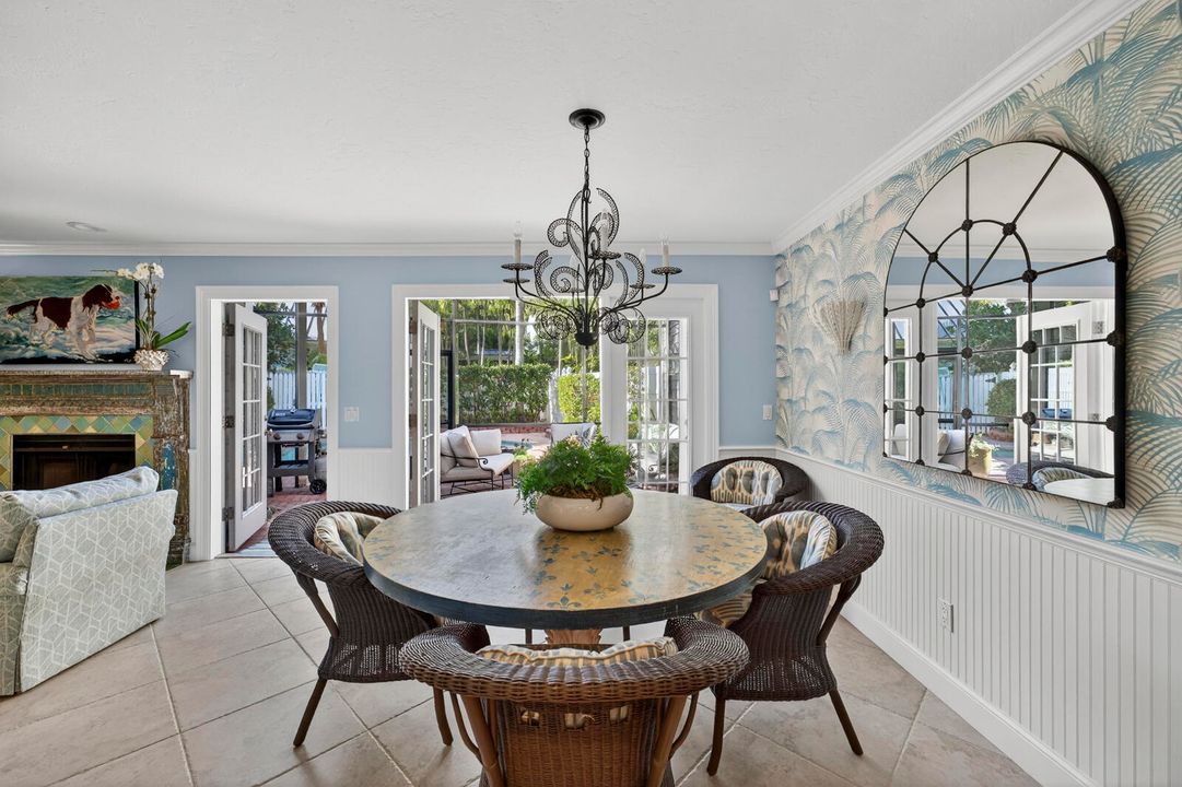 En Venta: $1,550,000 (3 camas, 3 baños, 1800 Pies cuadrados)