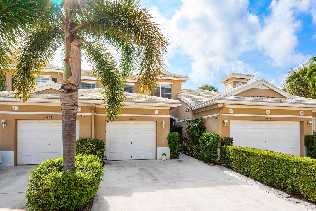 На продажу: $355,000 (2 спален, 2 ванн, 1293 Квадратных фут)