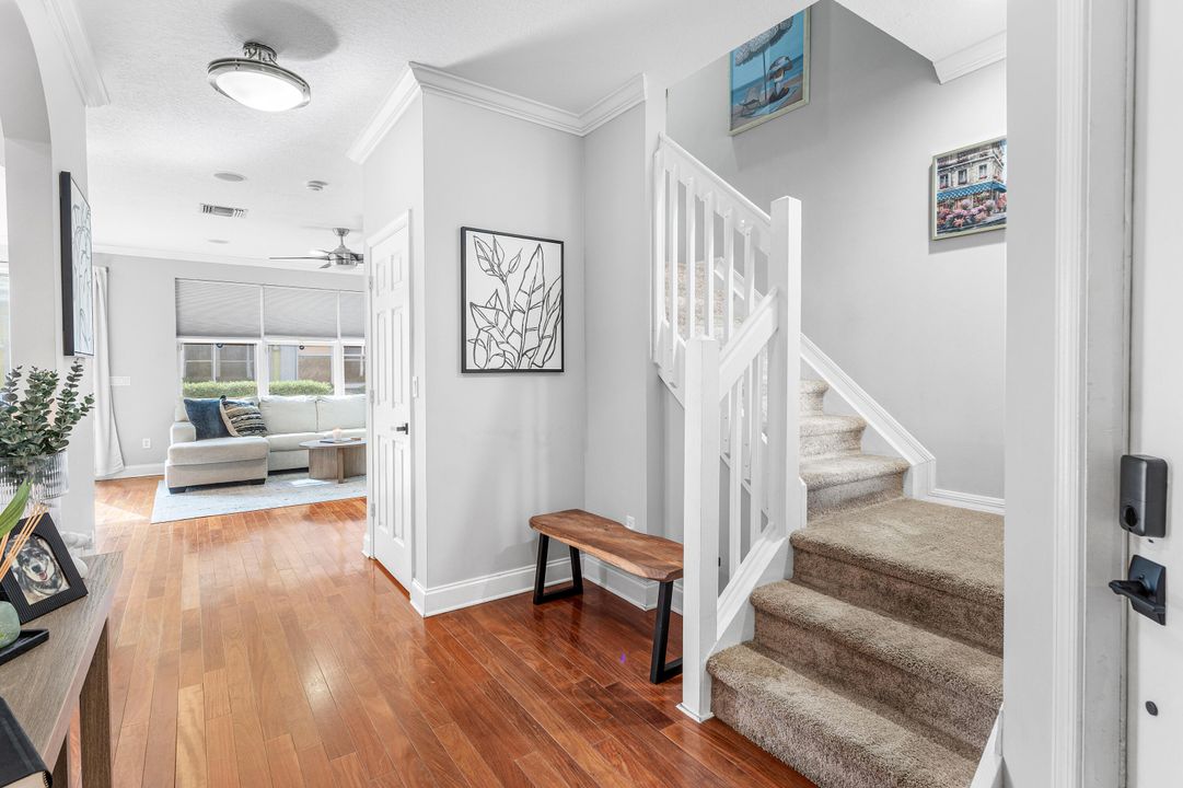 На продажу: $355,000 (2 спален, 2 ванн, 1293 Квадратных фут)