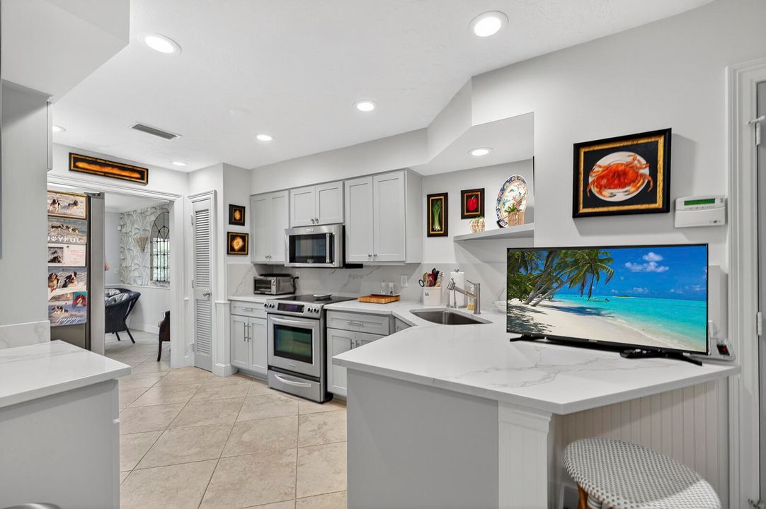 En Venta: $1,550,000 (3 camas, 3 baños, 1800 Pies cuadrados)