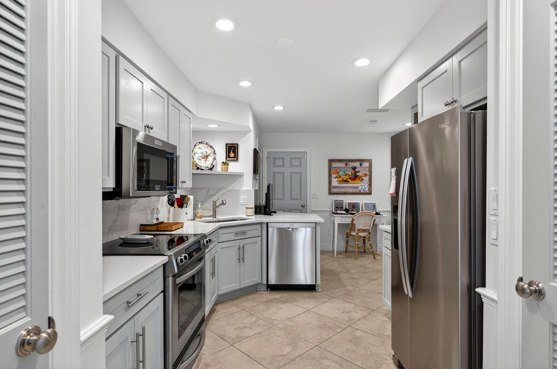 En Venta: $1,550,000 (3 camas, 3 baños, 1800 Pies cuadrados)