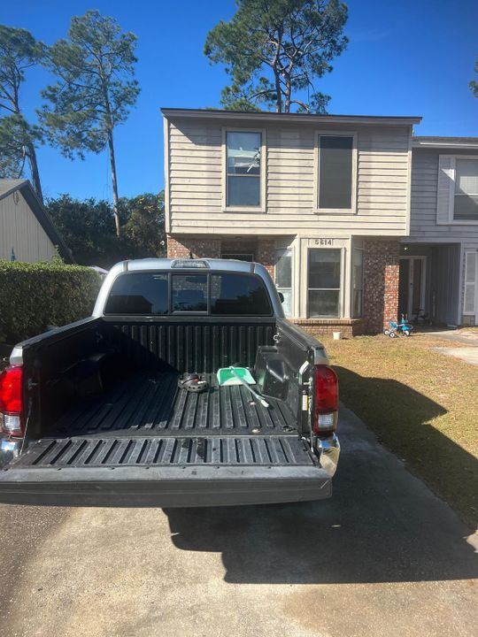 For Sale: $99,000 (2 beds, 2 baths, 1166 Square Feet)