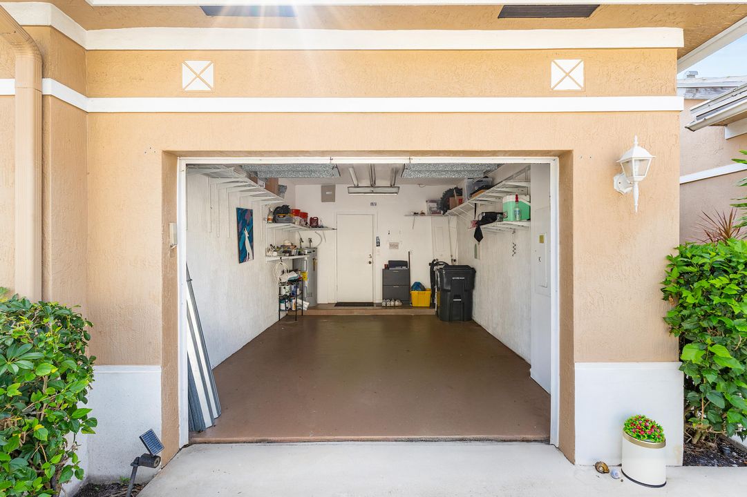 На продажу: $355,000 (2 спален, 2 ванн, 1293 Квадратных фут)