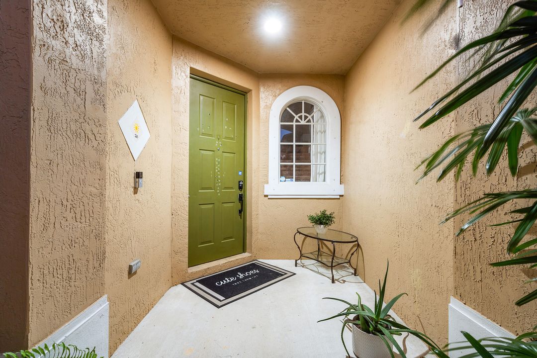 На продажу: $355,000 (2 спален, 2 ванн, 1293 Квадратных фут)