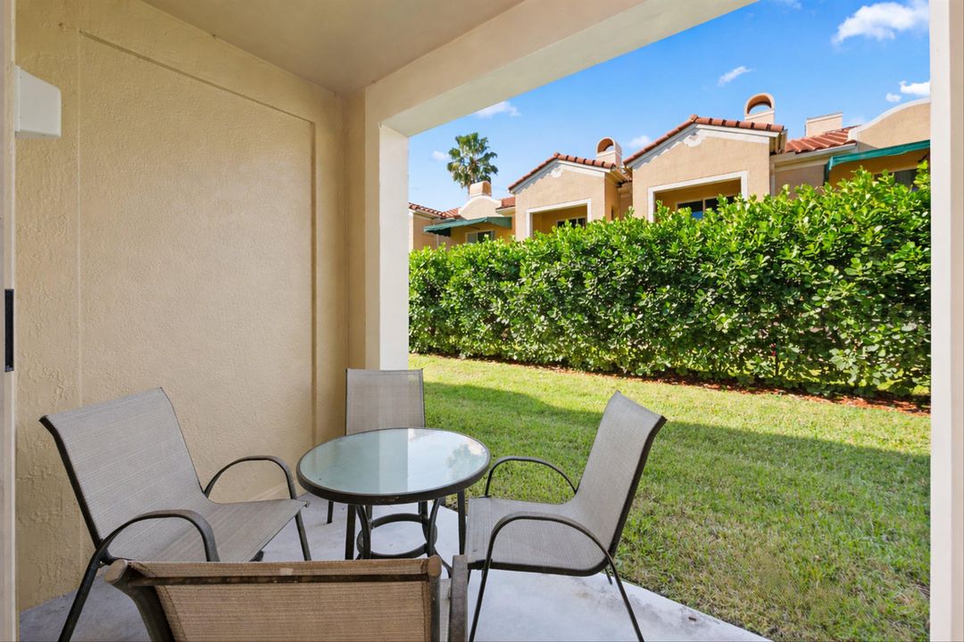 待售: $590,000 (2 贝兹, 2 浴室, 1401 平方英尺)