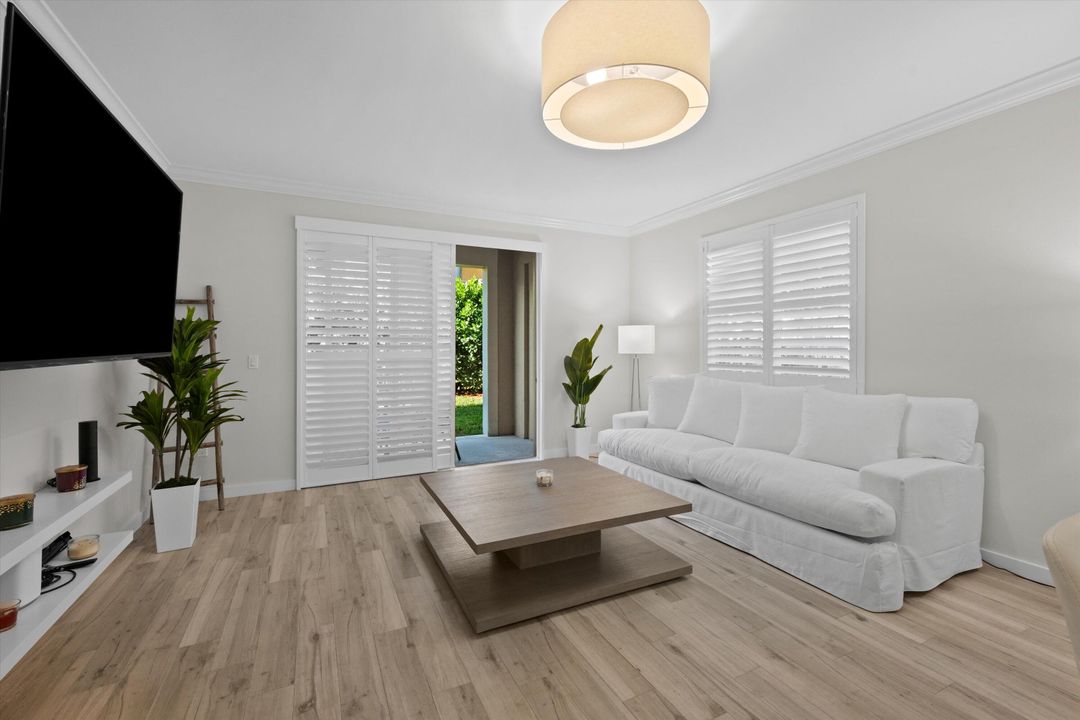 待售: $590,000 (2 贝兹, 2 浴室, 1401 平方英尺)