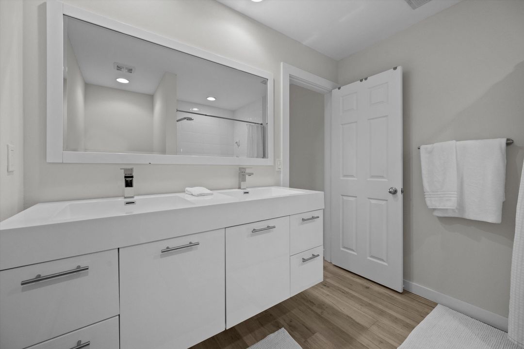 待售: $590,000 (2 贝兹, 2 浴室, 1401 平方英尺)