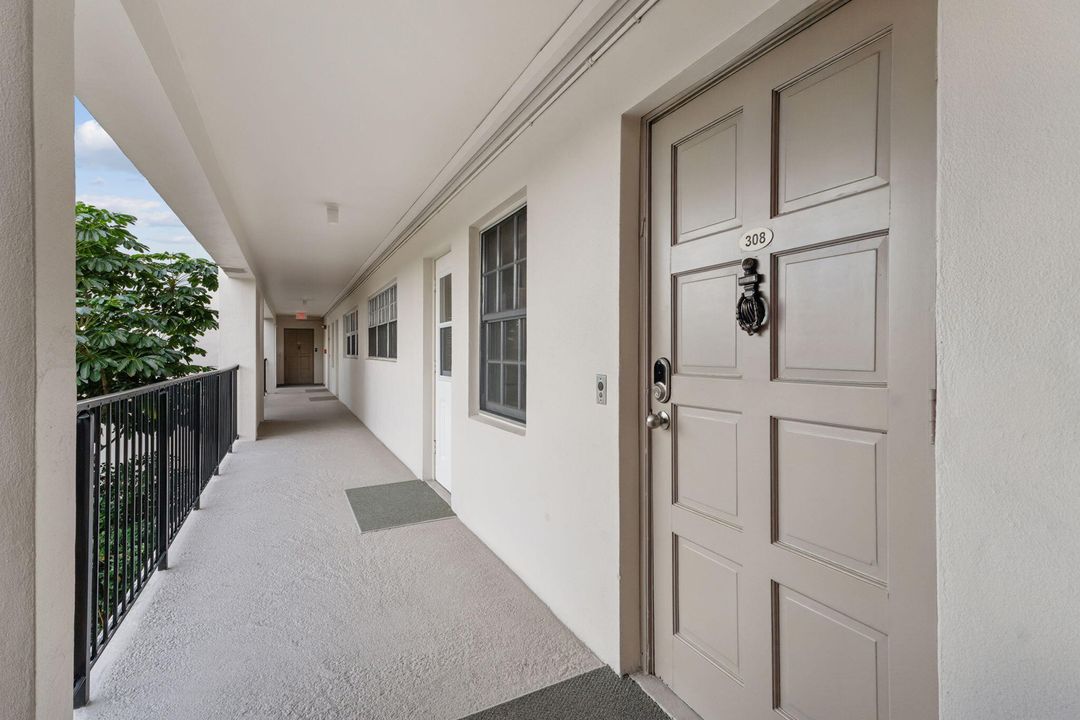 В аренду: $2,500 (2 спален, 2 ванн, 1100 Квадратных фут)