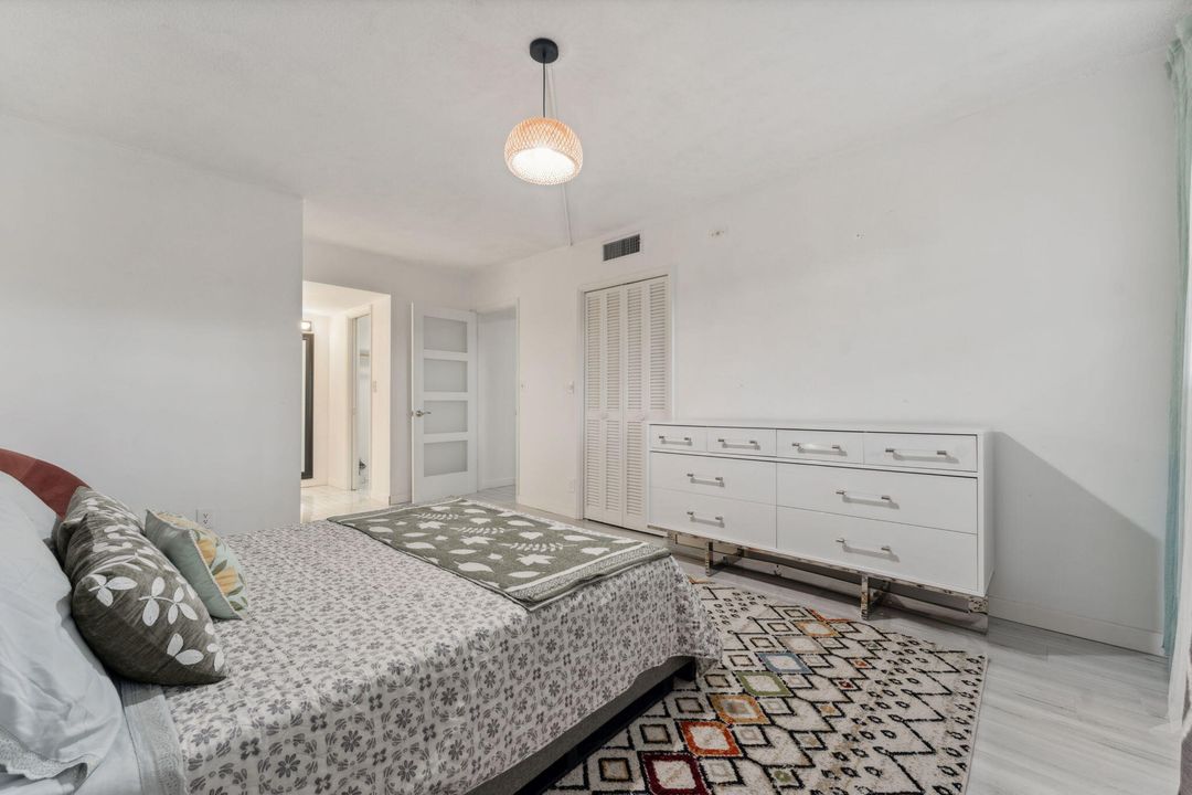 В аренду: $2,500 (2 спален, 2 ванн, 1100 Квадратных фут)