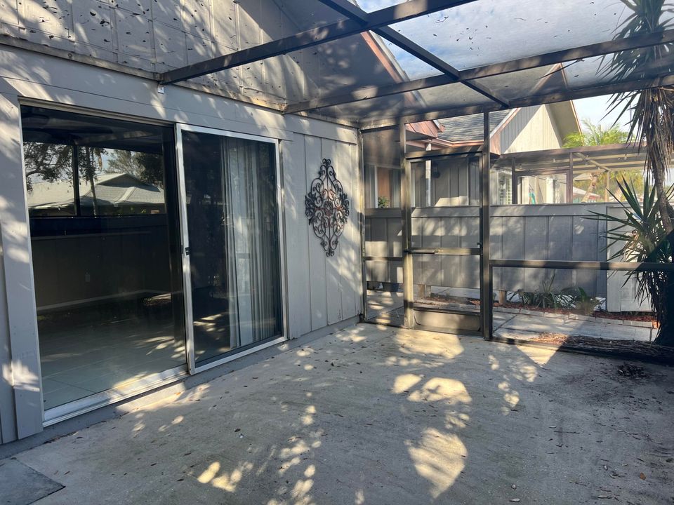 En Venta: $199,000 (2 camas, 2 baños, 1037 Pies cuadrados)