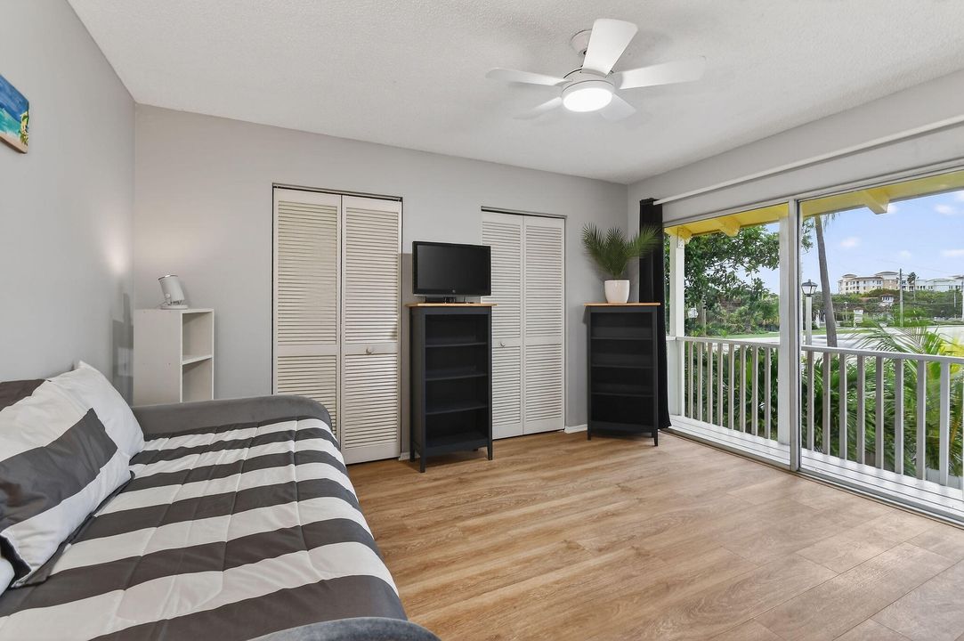 For Sale: $550,000 (2 beds, 2 baths, 1250 Square Feet)