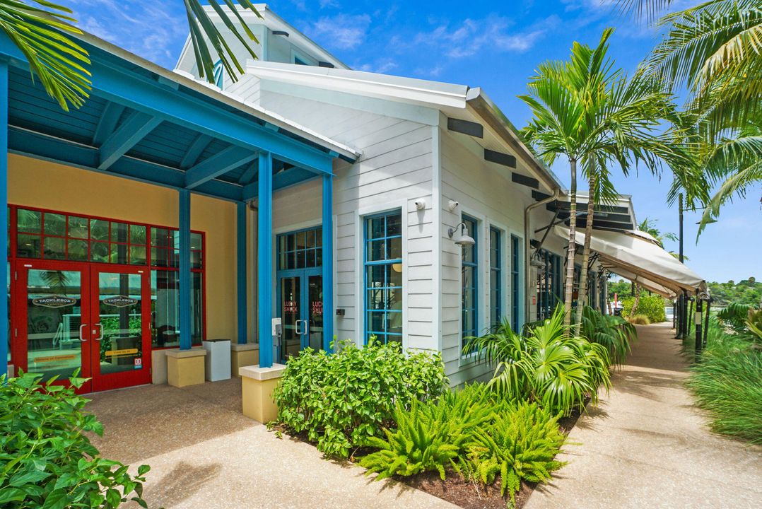 For Sale: $550,000 (2 beds, 2 baths, 1250 Square Feet)